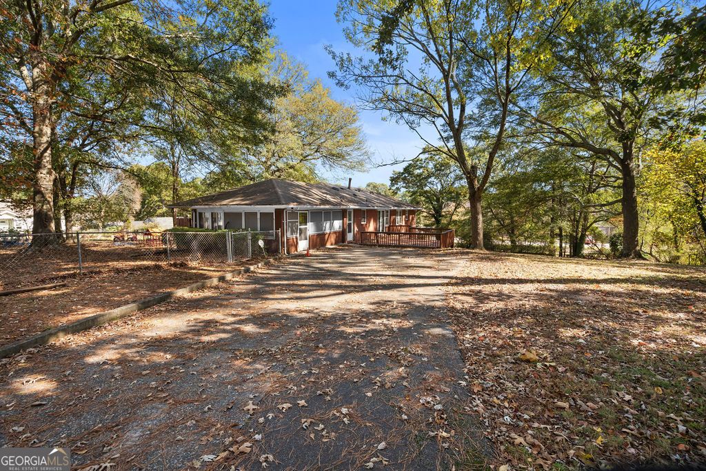 Photo of 957 Astor Avenue, Forest Park, GA 30297 (MLS # 10637100)