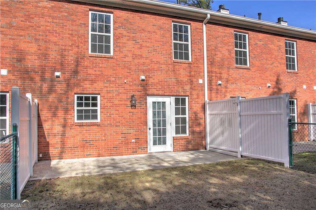 Powers Landing - Residential Lease