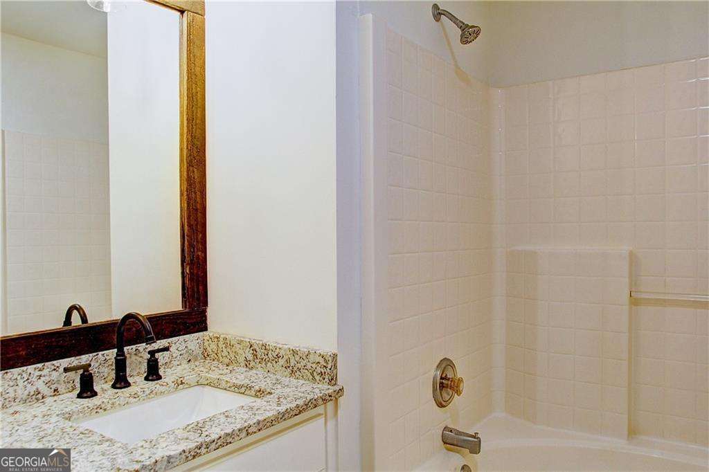 Powers Landing - Residential Lease