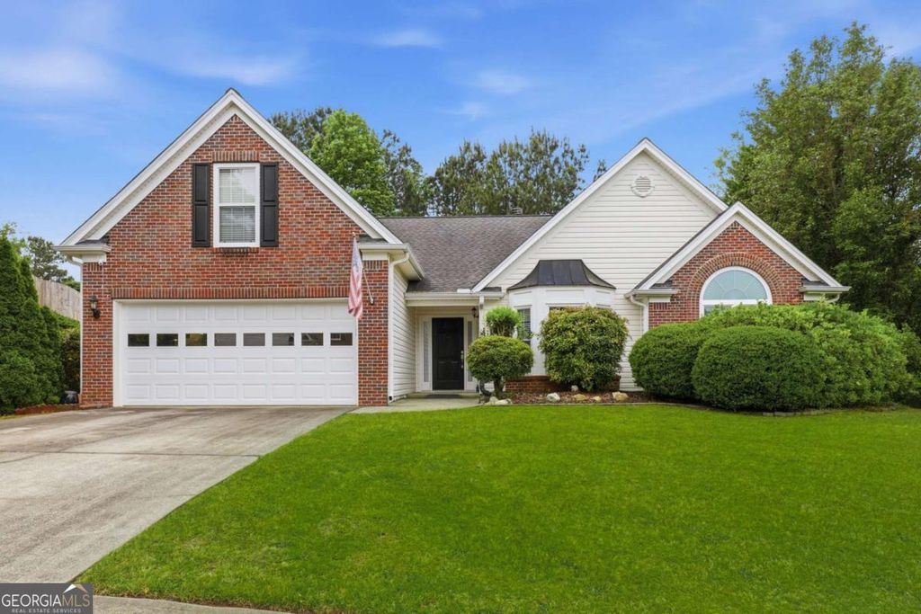 Photo of 682 Fairmont Park Drive, Dacula, GA 30019 (MLS # 10755991)