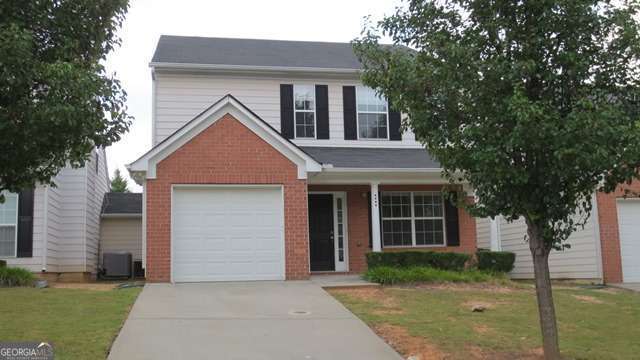 Welcome to the "Hello Sunny 3 Bedroom / 3 Bathroom Home in Union City!" This delightful residence, located in the vibrant Union City, GA, offers a perfect blend of comfort and convenience. The home features three spacious bedrooms, each adorned with plush carpeting for that extra touch of coziness. The three full bathrooms are designed with modern fixtures and finishes. The living area is accentuated by a charming fireplace, creating a warm and inviting atmosphere for relaxation or entertaining. The home also includes a one-door garage, providing ample space for parking and storage. Don't miss out on the opportunity to make this lovely property yours! Residents are enrolled in the Resident Benefits Package (RBP) for which includes liability insurance, credit building to help boost the resident's credit score with timely rent payments, HVAC air filter delivery (for applicable properties), our best-in-class resident rewards program, and much more! More details upon application.