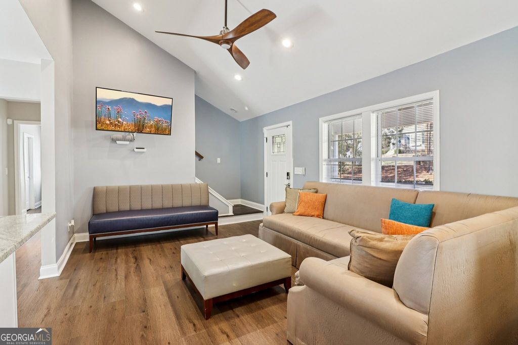 Photo of 1390 Almont Drive SW, Atlanta, GA 30310 (MLS # 10681361)