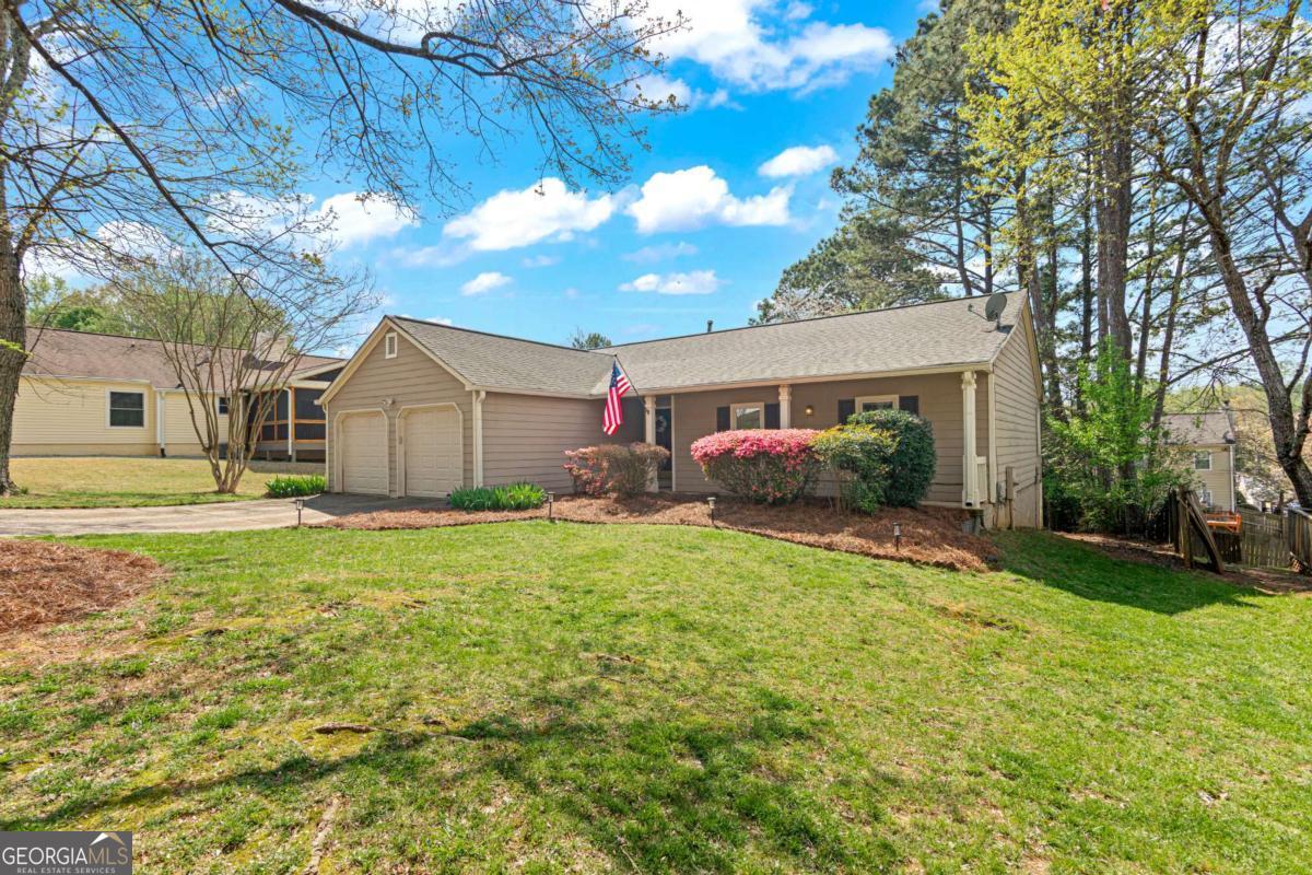 210 Magnolia Tree CT