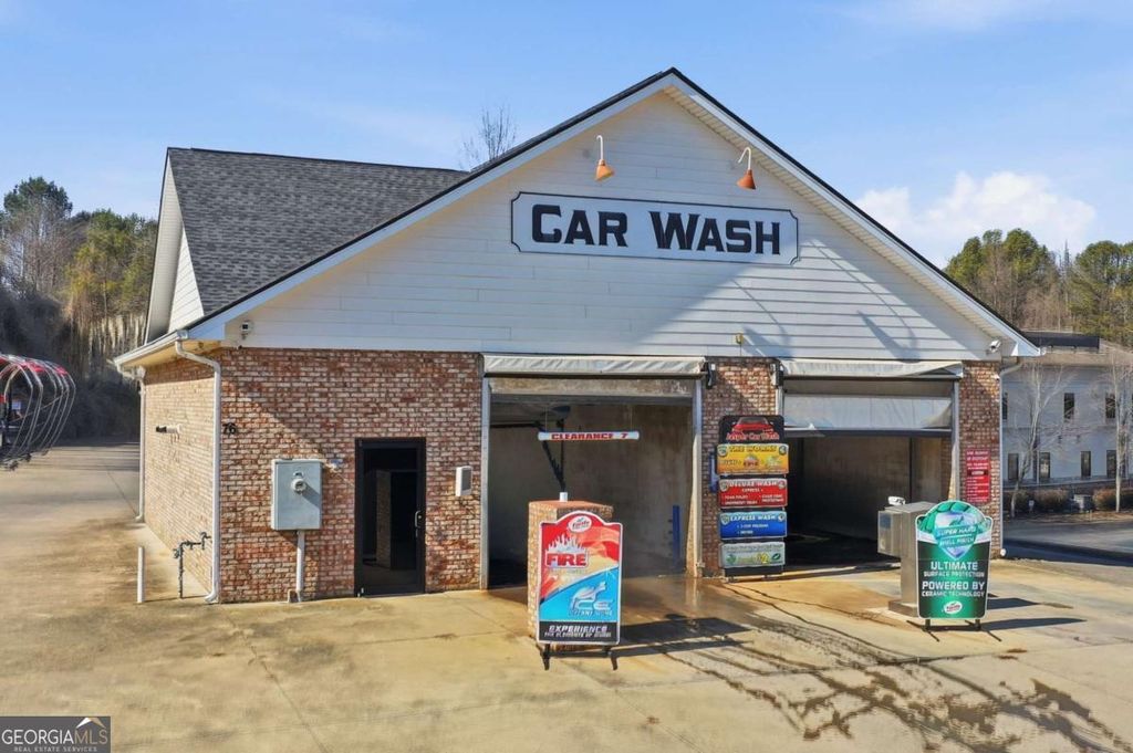 Photo of 76 Sammy Mcghee Boulevard, Jasper, GA 30143 (MLS # 10682959)