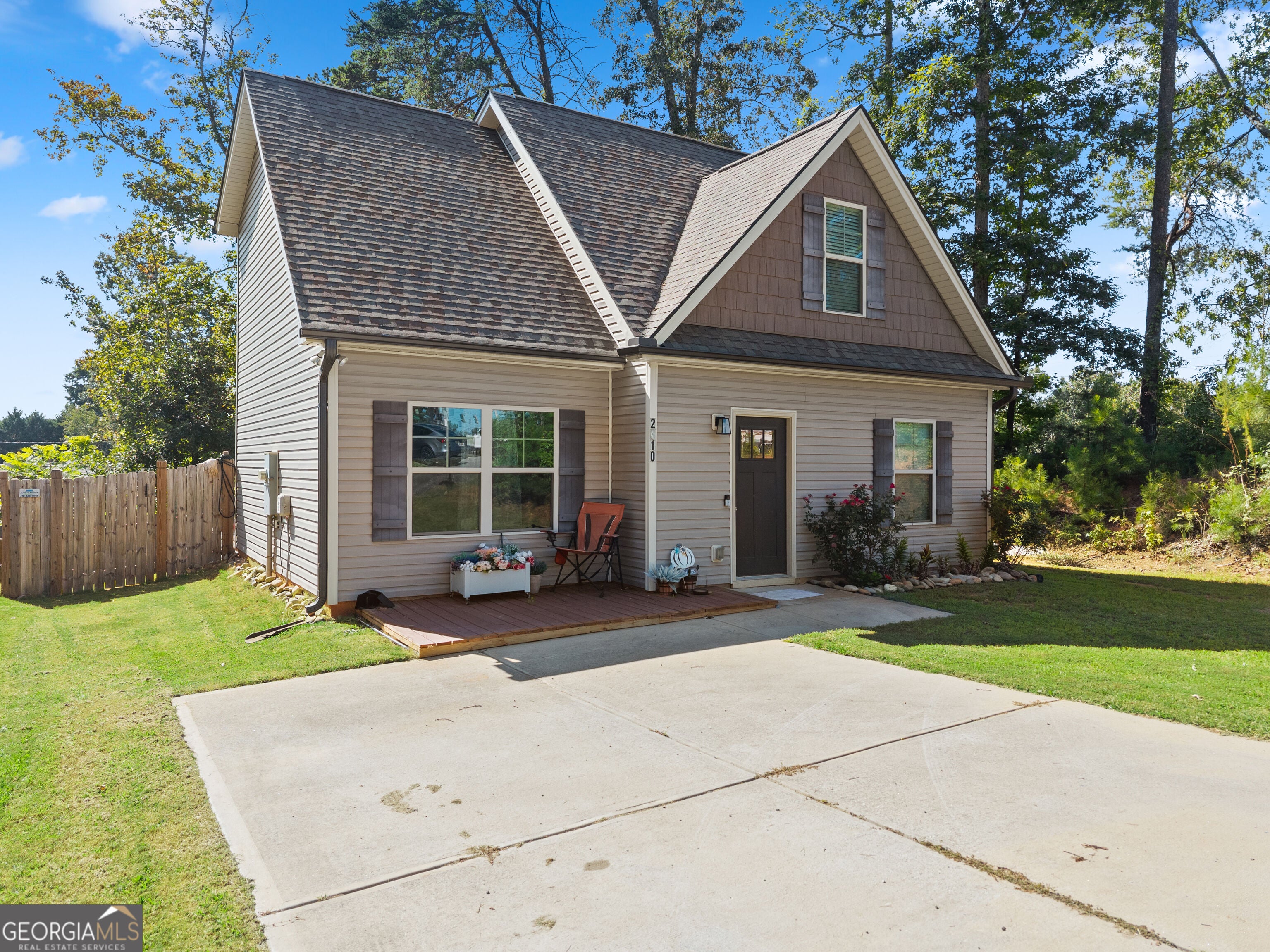 2310 Belaire DR
