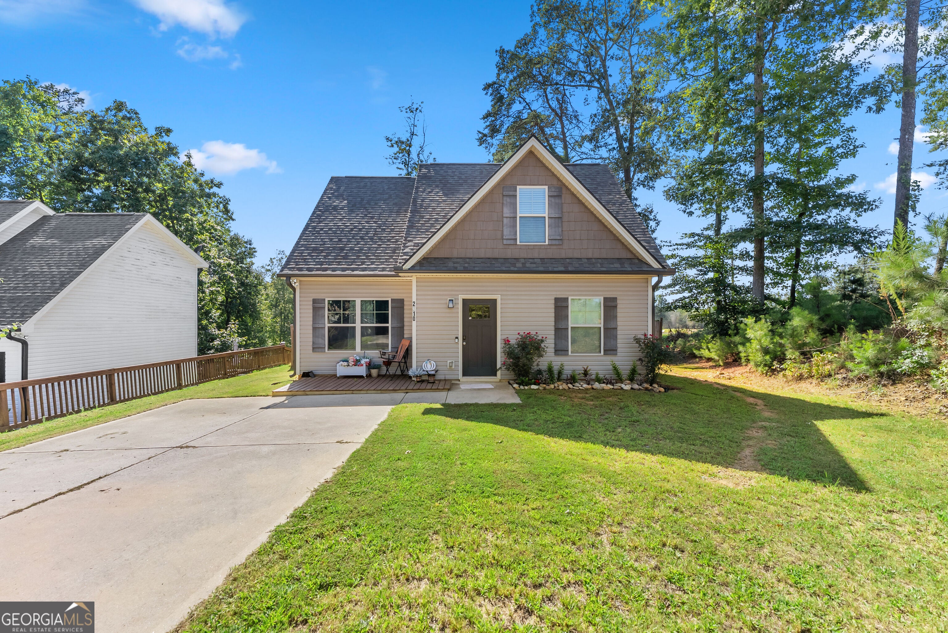 2310 Belaire DR