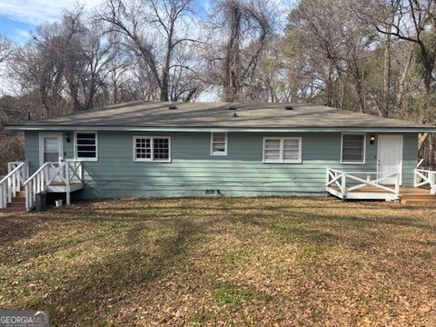 1417 Wesley ST Oxford GA 30054