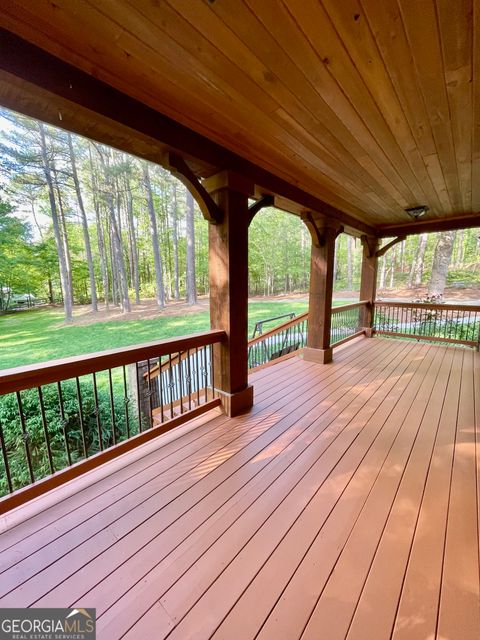 A home in Dacula