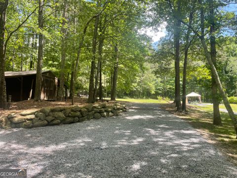 A home in Dacula