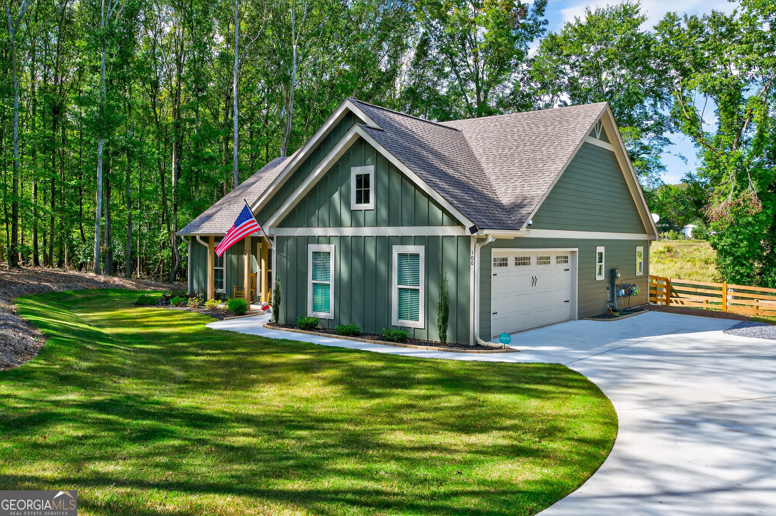 100 Rocky Branch DR