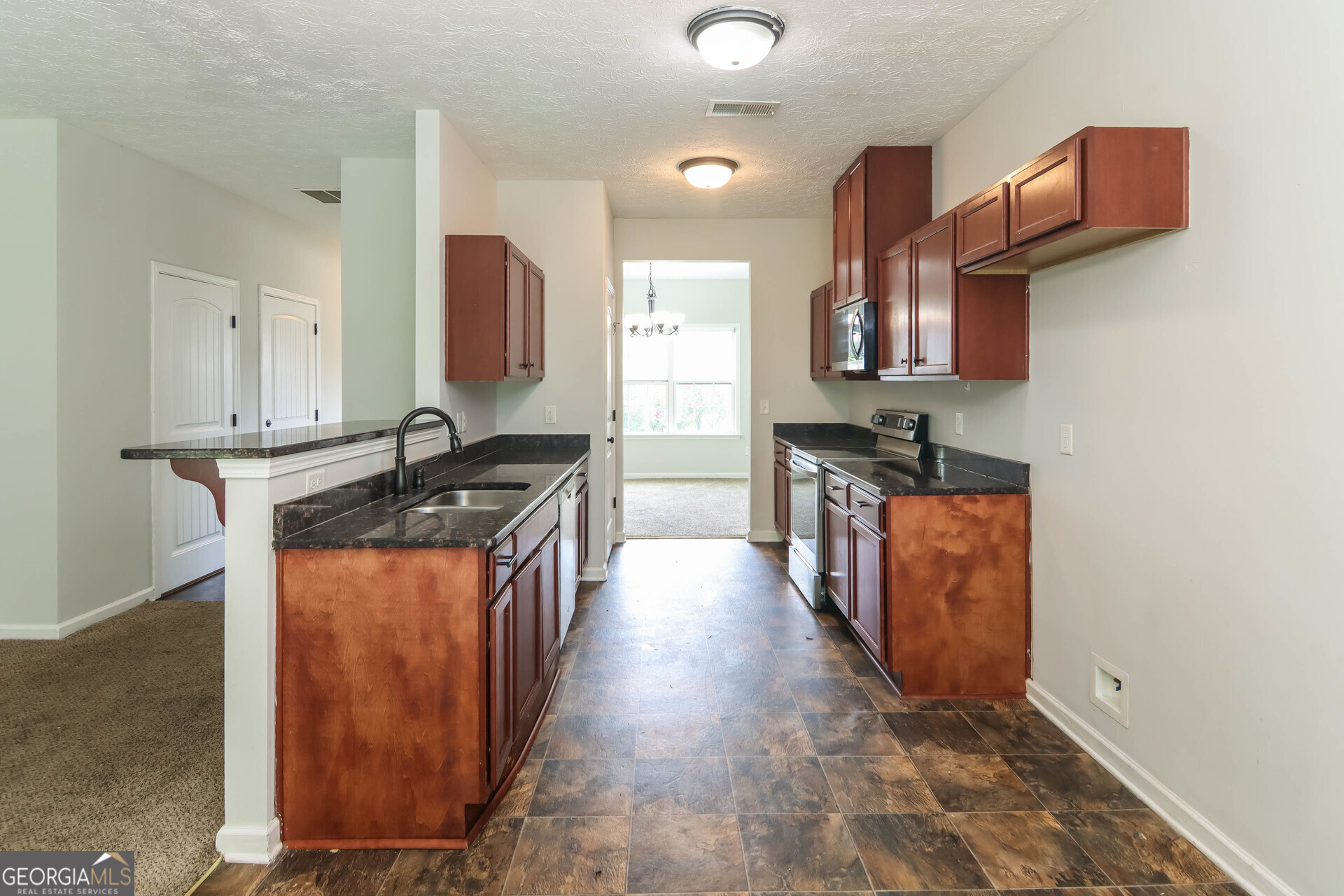 20 Forest Ridge LN