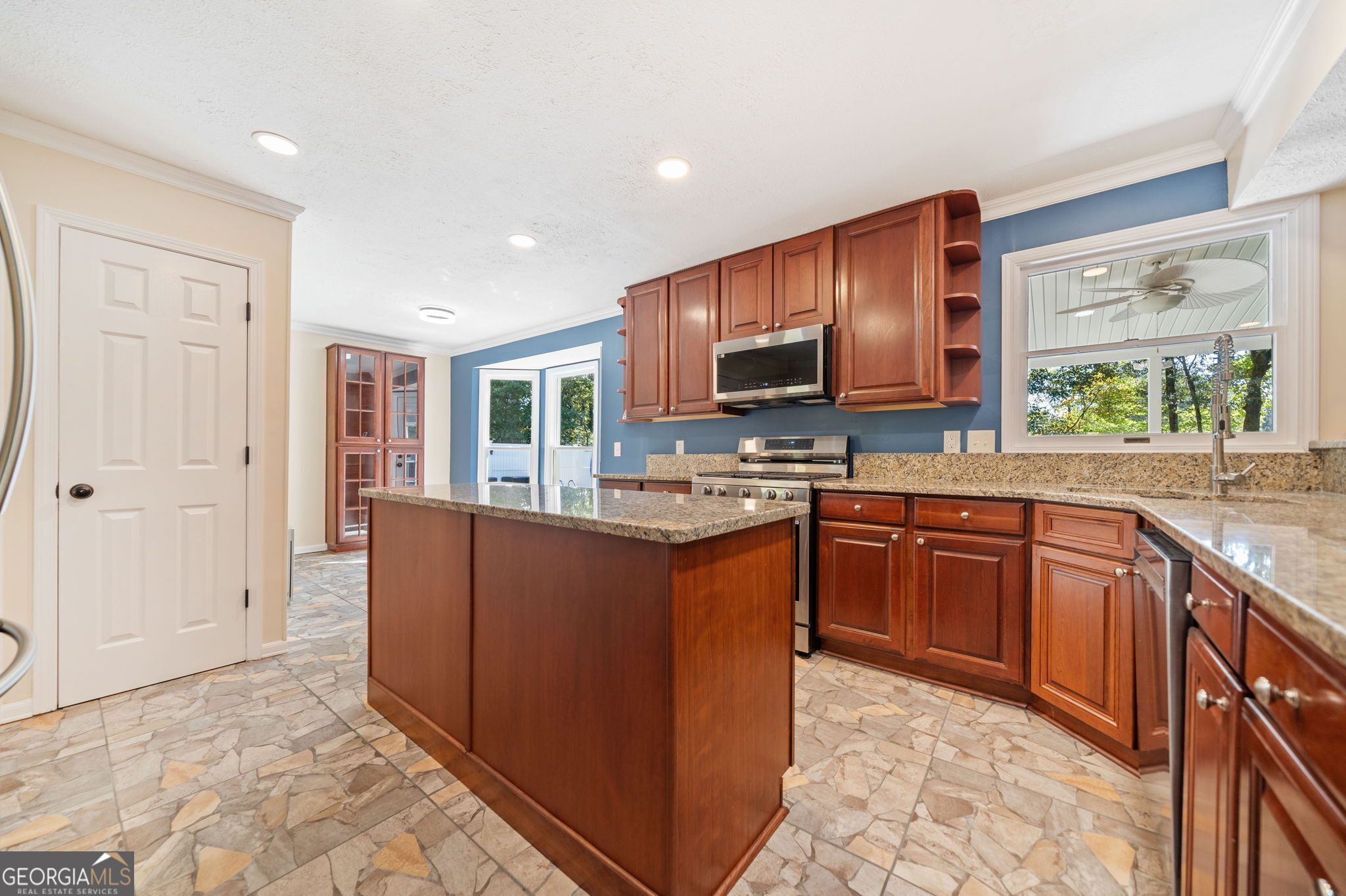Villa Chase - Residential