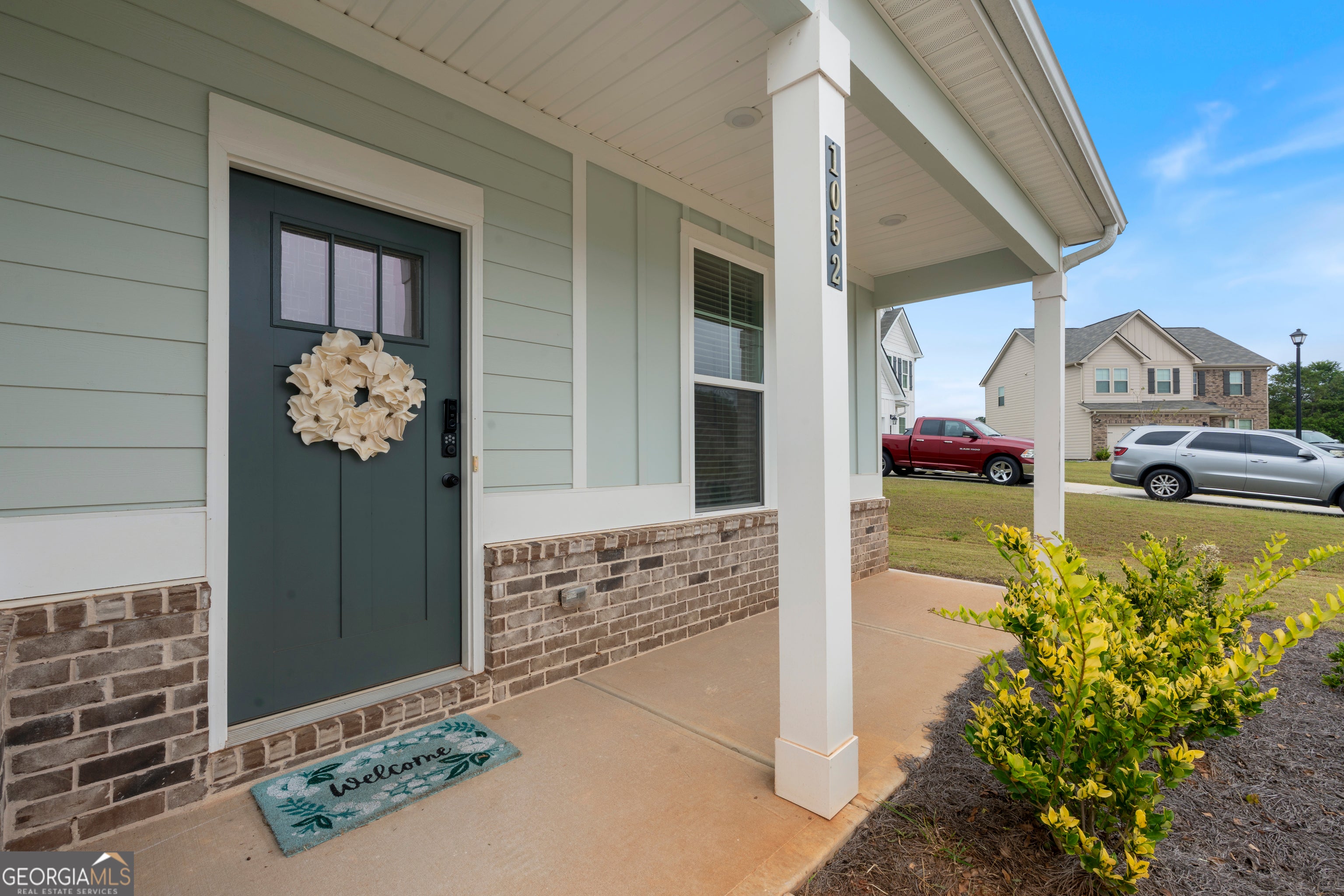 1052 Bodega LOOP