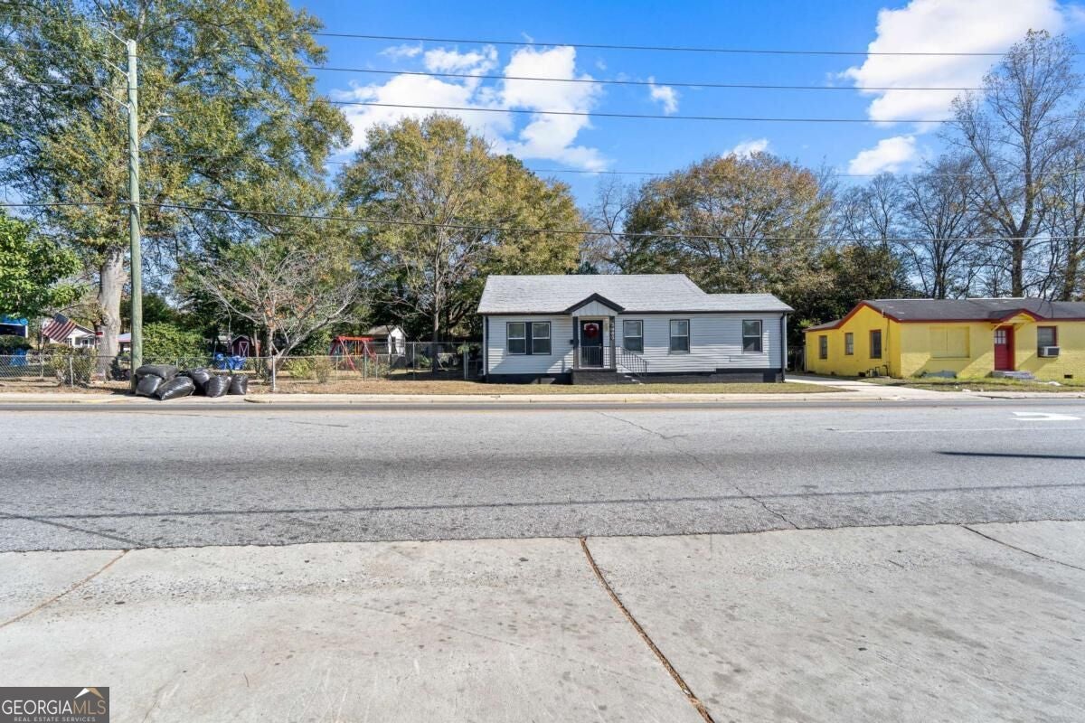3483 Napier AVE