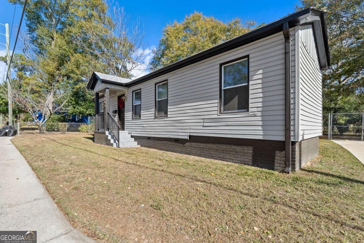 3483 Napier AVE