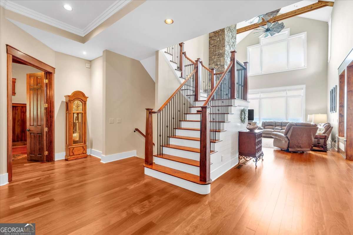 52 Waterside DR SE