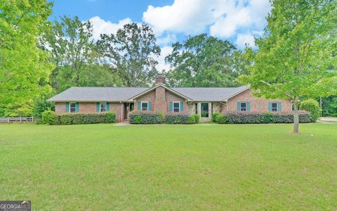 A home in Elberton