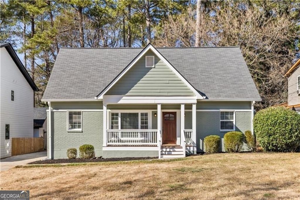 Photo of 1498 Deerwood Drive, Decatur, GA 30030 (MLS # 10684823)