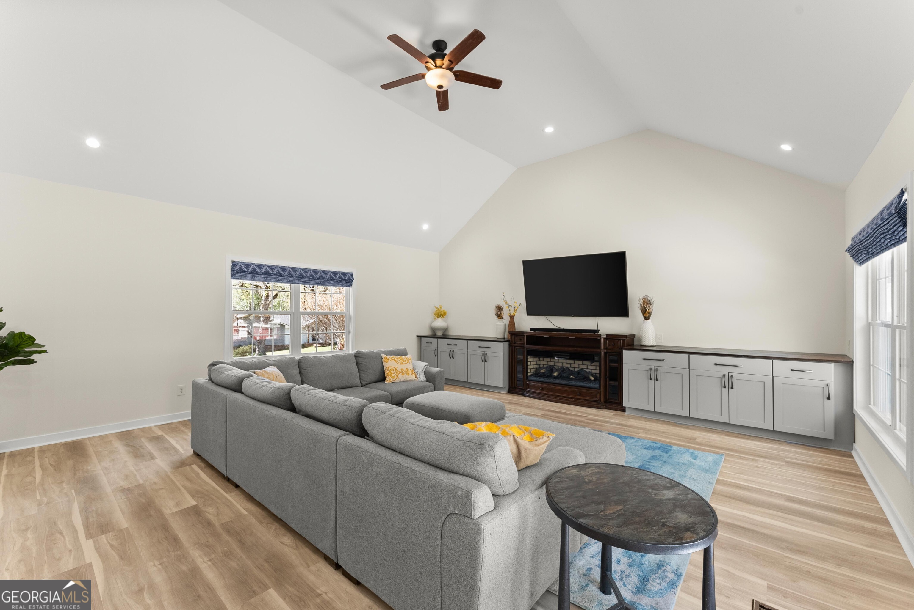 385 Jayne Ellen WAY