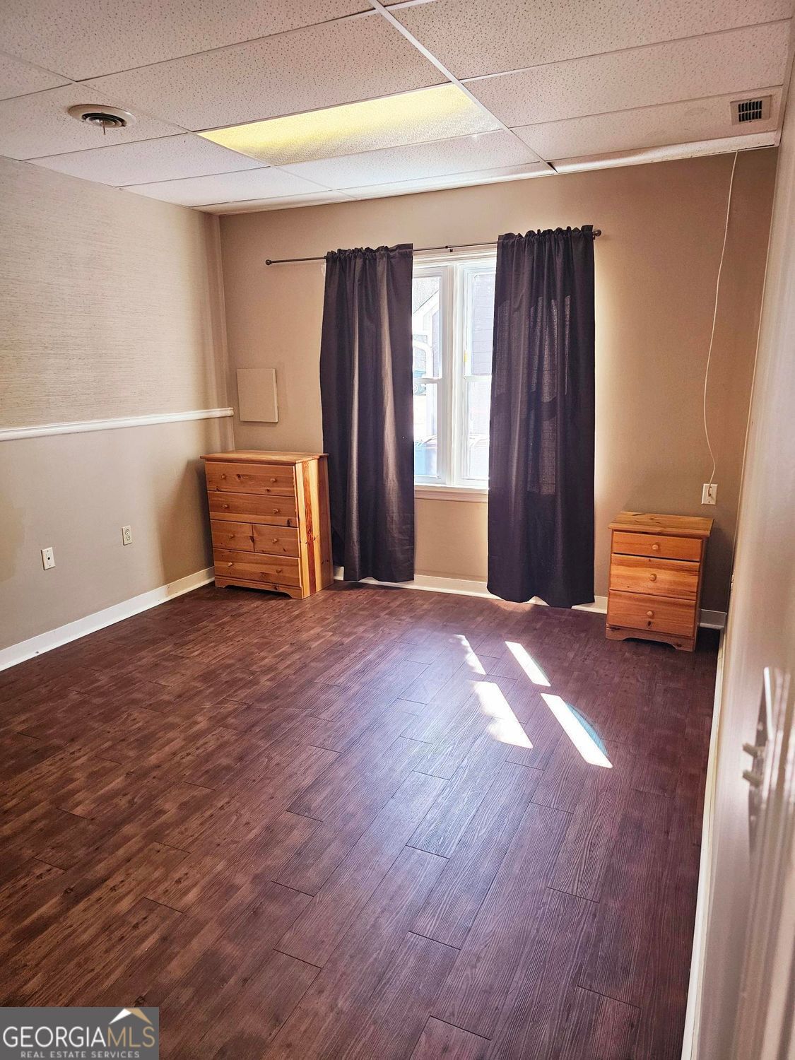KERRY CREEK - Residential Lease