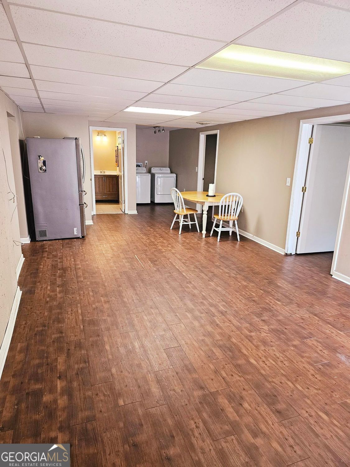 KERRY CREEK - Residential Lease