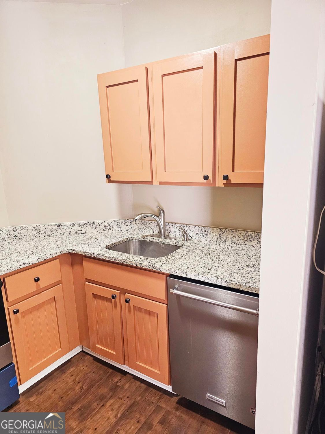 KERRY CREEK - Residential Lease