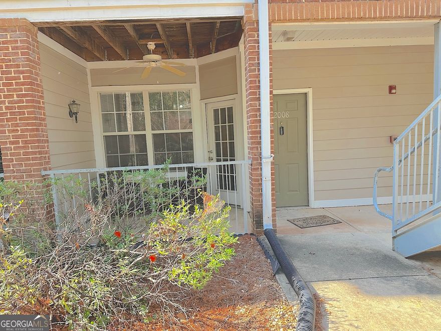 Urban Living....Prime Location in town Atlanta!! Move in ready and affordable condo with so much to offer!! The unit has fresh paint throughout, very spacious, hardwood flooring and brand new carpet in the bedroom which has 2-closets.  The open kitchen is well equipped with granite countertop, stainless steel appliances and lots of storage. Unit offers a patio facing a very quiet street great for relaxing. The community offers a clubhouse, fitness center and assigned parking.  Enjoy walking to the Atlanta Beltline less than a mile away and easy access to Lakewood Amphitheater. Just minutes to Georgia State University, GA Tech, the AU Center, Hartsfield-Jackson Domestic & International Airports, Tyler Perry Studios, I-85/I-75, I-20, GA Hwy-166, Summer Hill and Grant Park communities, Mercedes-Benz Stadium, State Farm Arena, Emory Hospital Midtown, shopping, dining, and entertainment.  This unit is a great opportunity for first time buyer or investors.