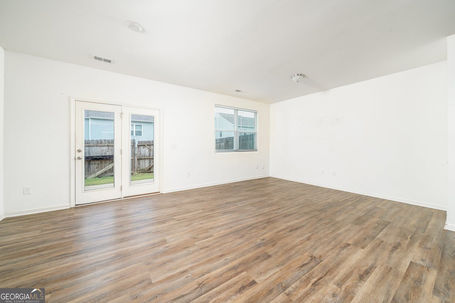 235 Grand Central WAY 1