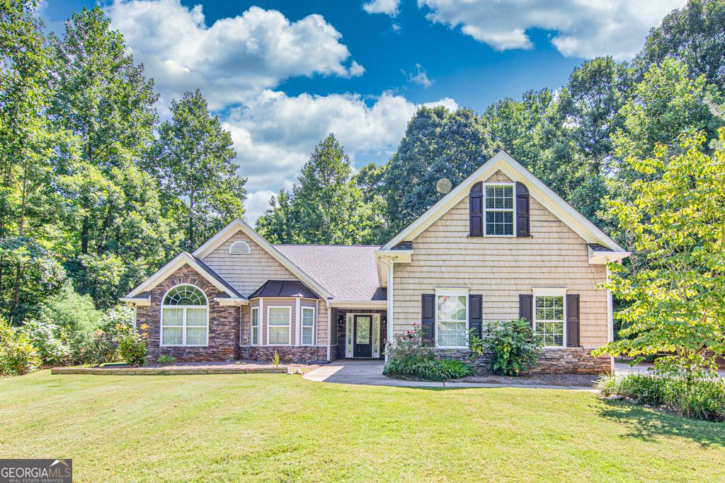 Photo of 4556 White Horse Dr, Braselton, GA 30517 (MLS # 10775047)