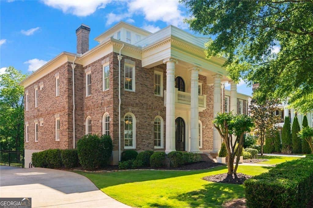Photo of 3120 Addison Drive, Alpharetta, GA 30022 (MLS # 10830383)