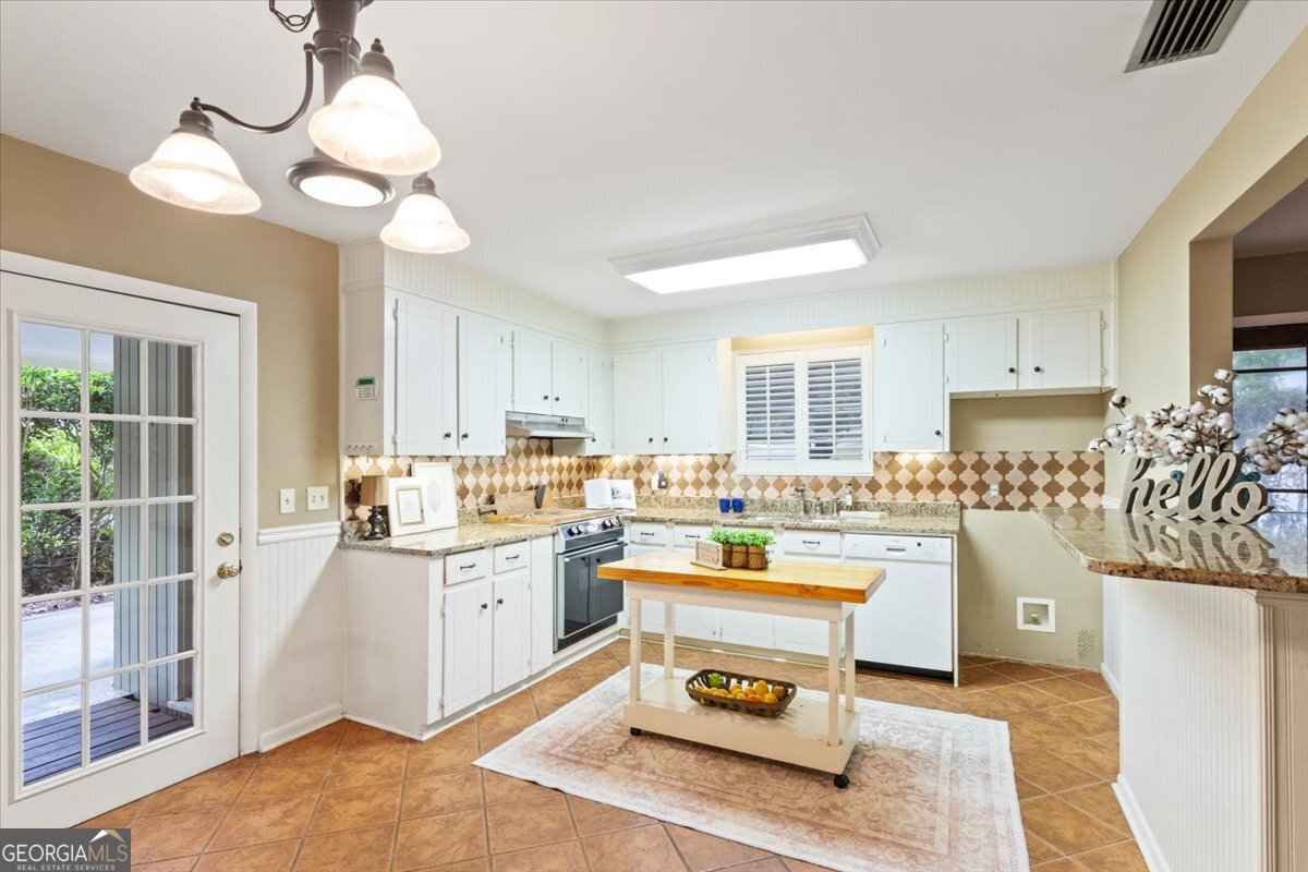 KAREN VILLAS - Residential