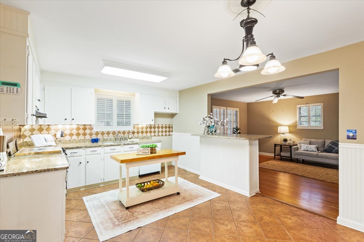KAREN VILLAS - Residential