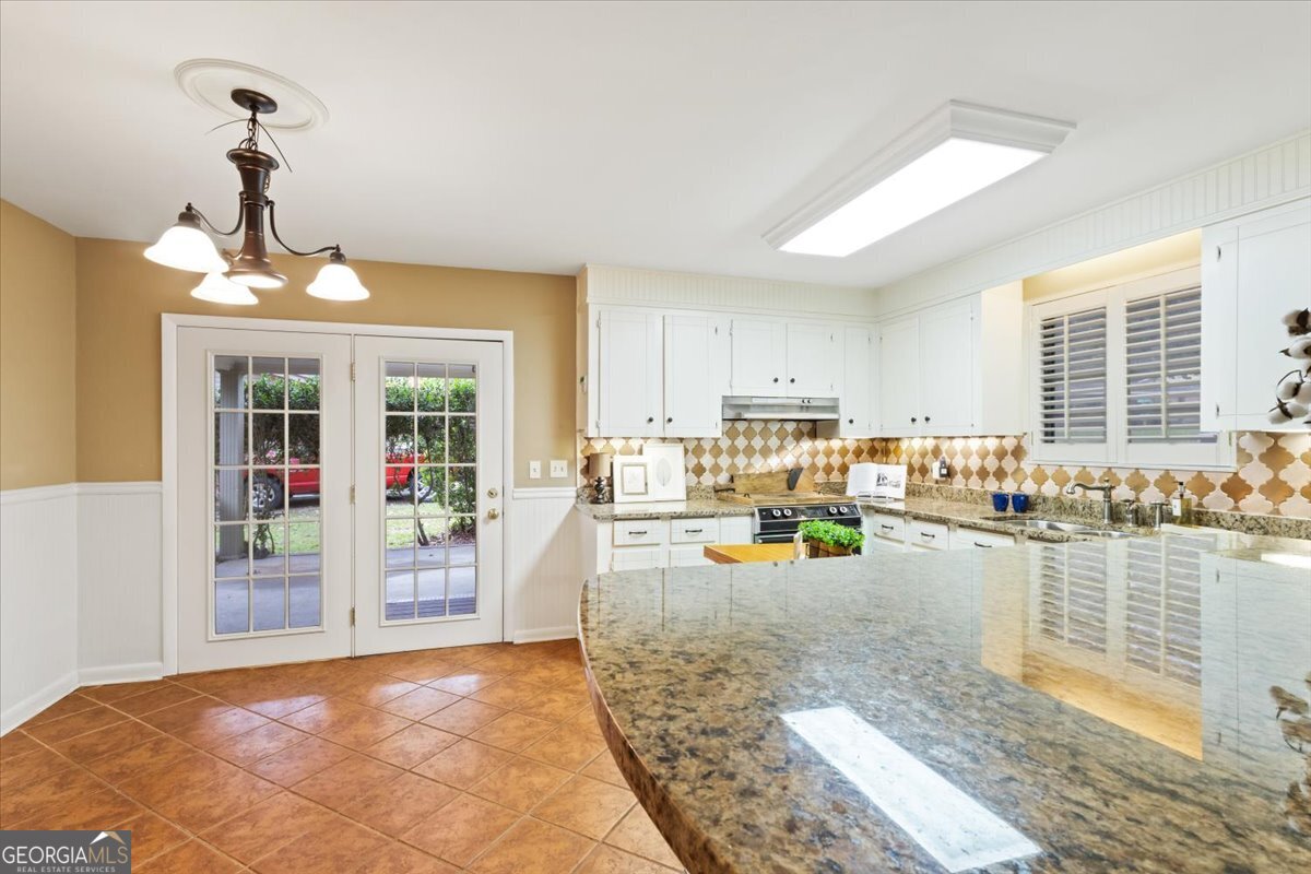 KAREN VILLAS - Residential