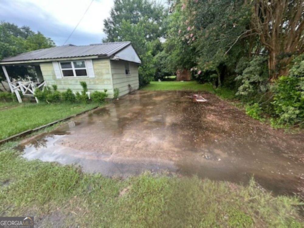 Photo of 990 S Main Street, Blakely, GA 39823 (MLS # 10846240)