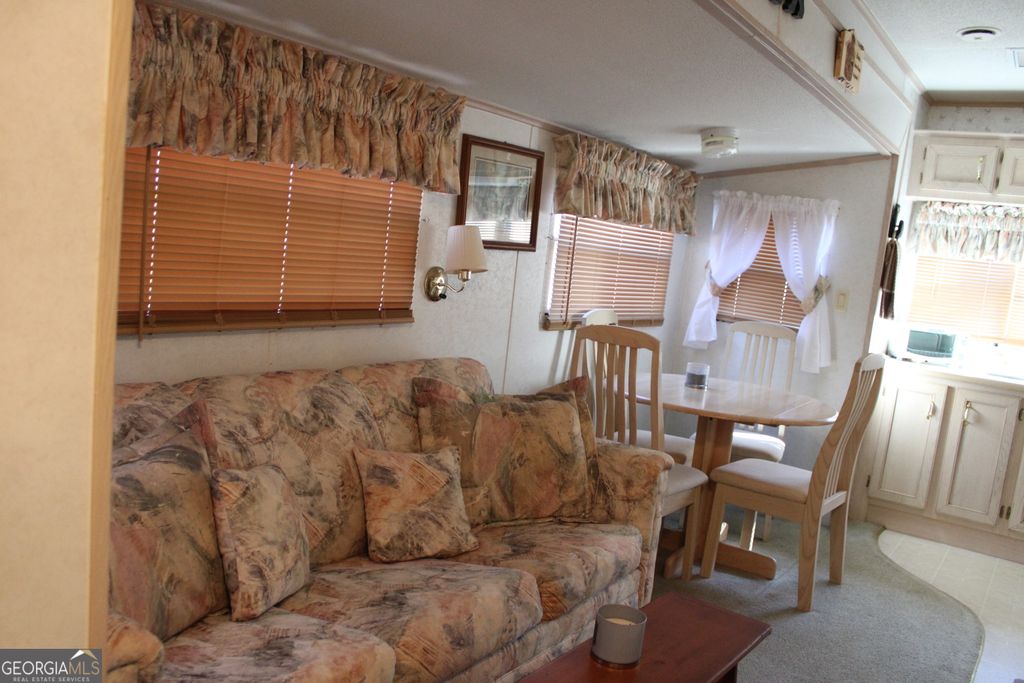 Photo of 79 Maplewood Ln, Cleveland, GA 30528 (MLS # 10650553)