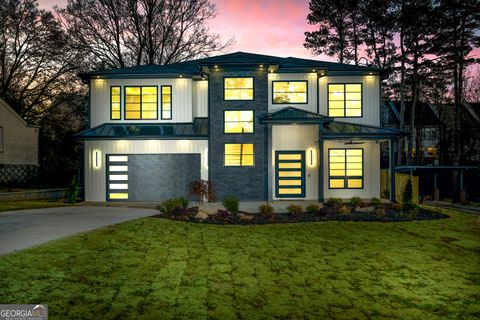 1343 Merry LN NE Atlanta GA 30329