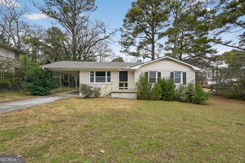 Photo of 375 Dartmouth Drive SW, Atlanta, GA 30331 (MLS # 10686815)