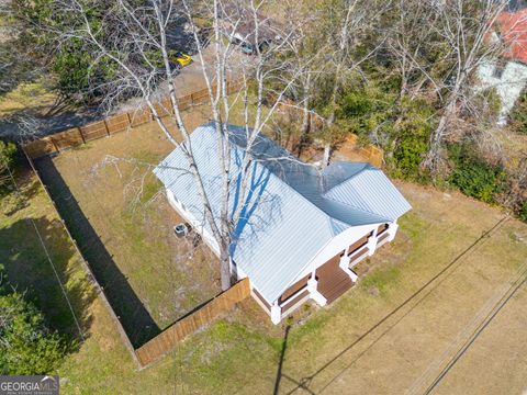 A home in Blackshear