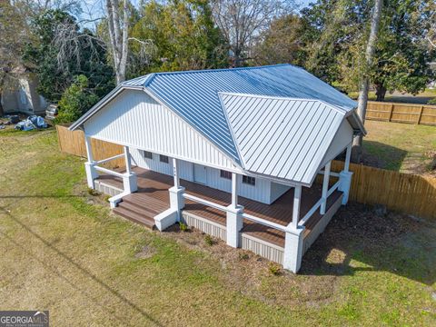 A home in Blackshear