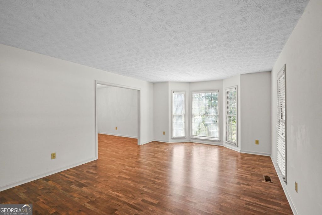 Photo of 1700 Summit View Way, Snellville, GA 30078 (MLS # 10712920)