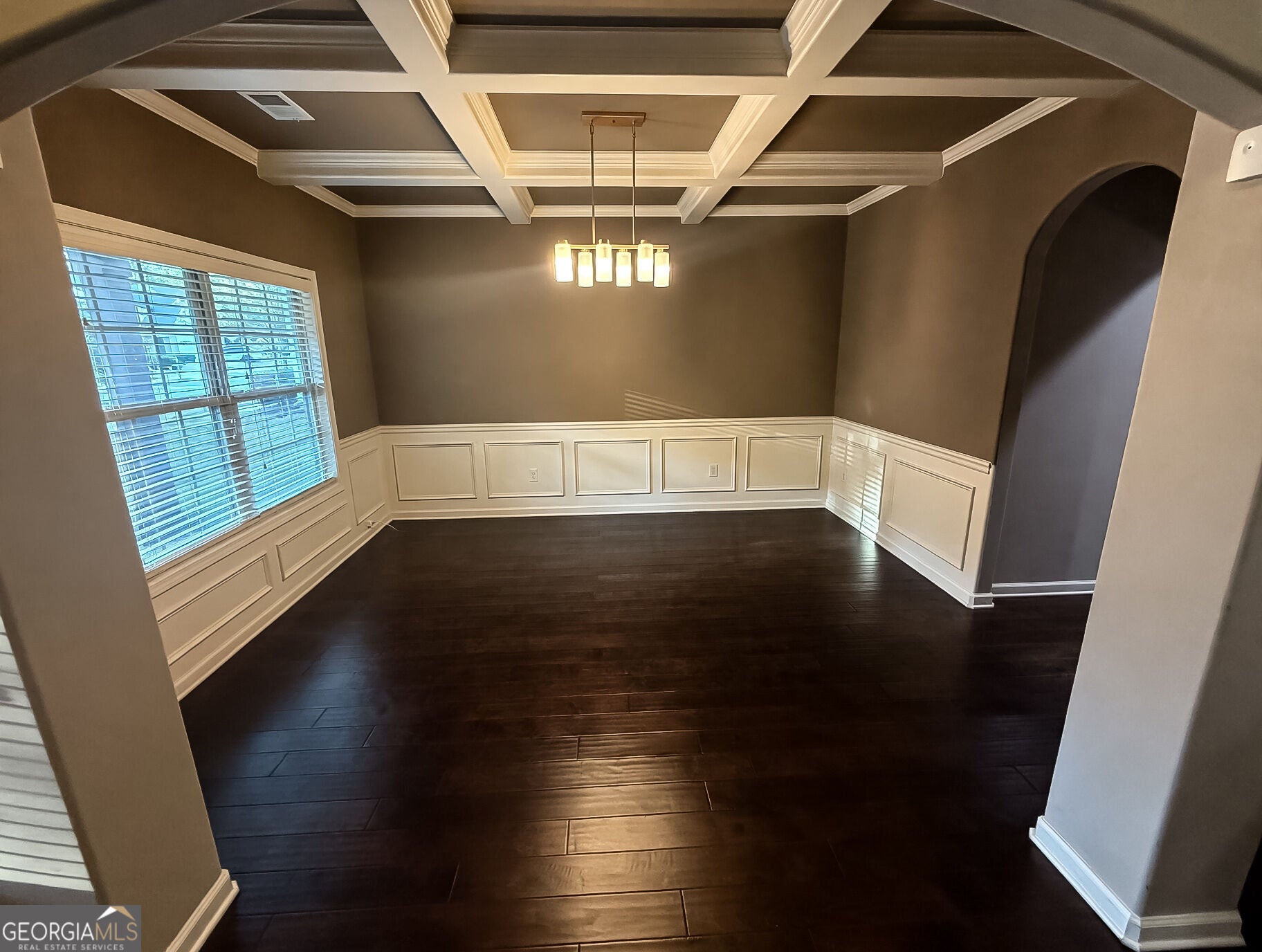 320 CLIFFHAVEN