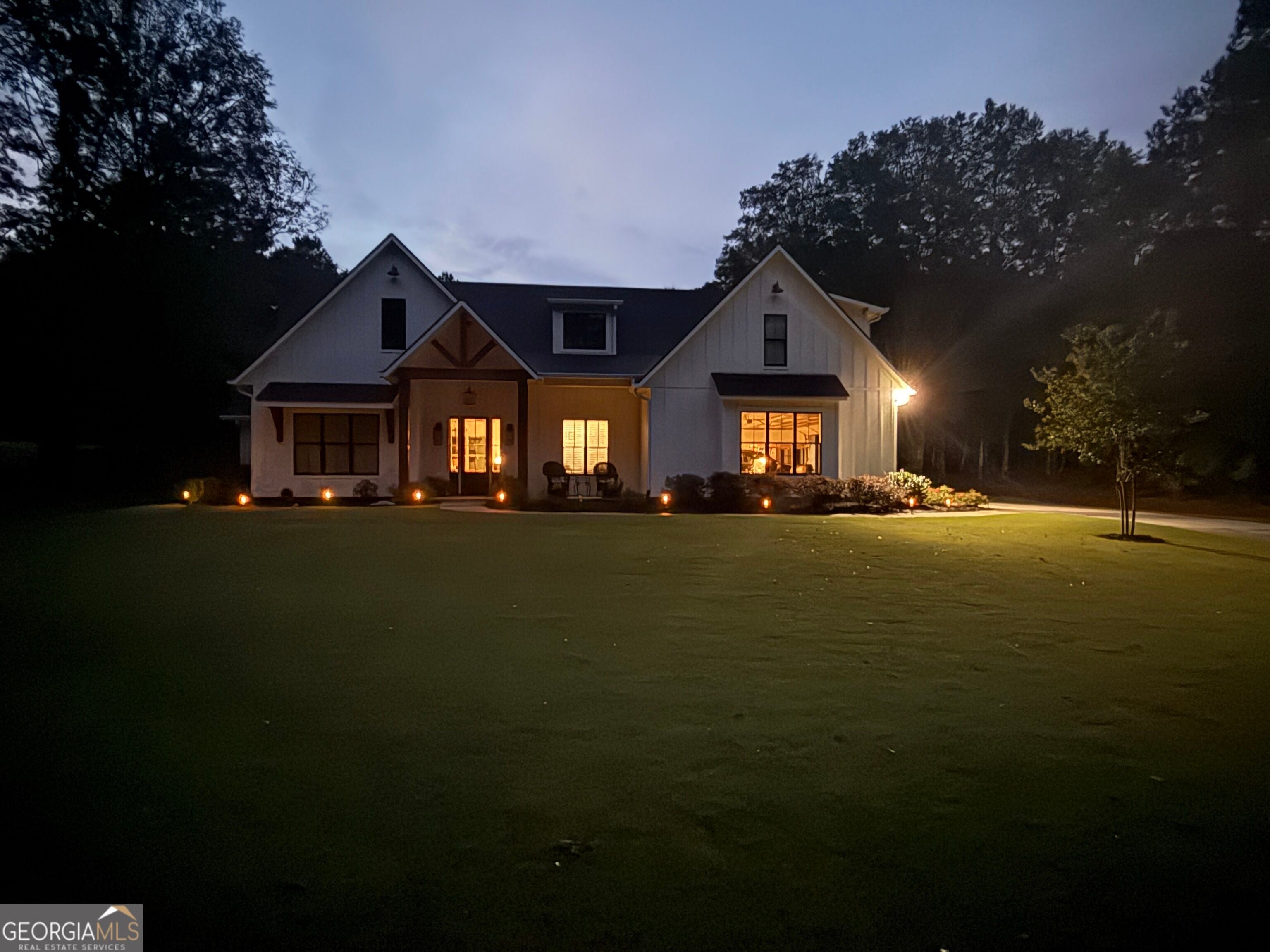 201 Parker RD