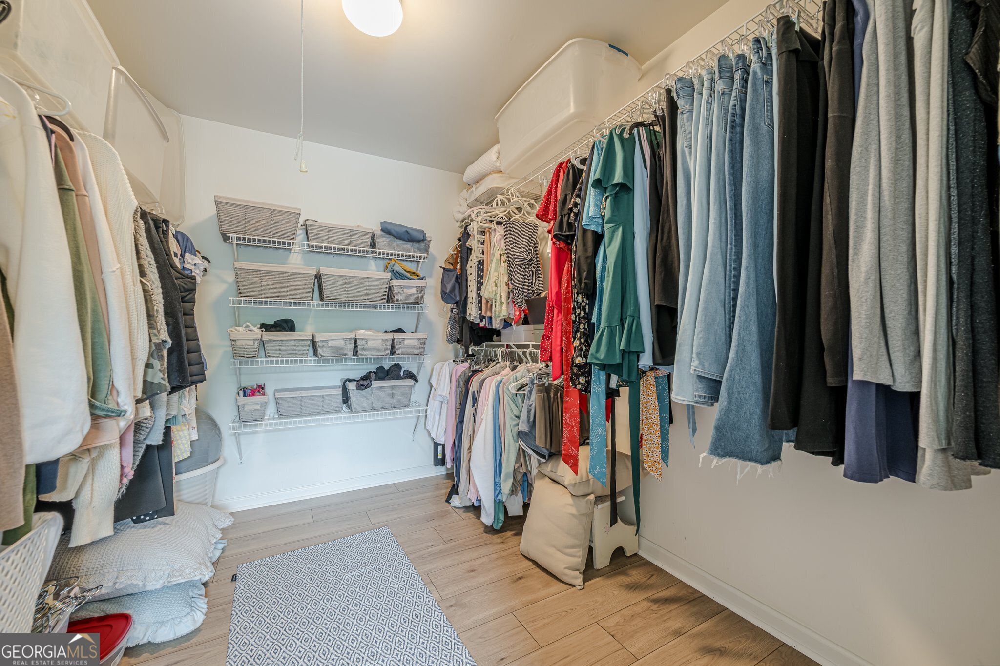 Roswell, Georgia 30075, United States, 4 Bedrooms Bedrooms, ,4 BathroomsBathrooms,Residential,Active,156341