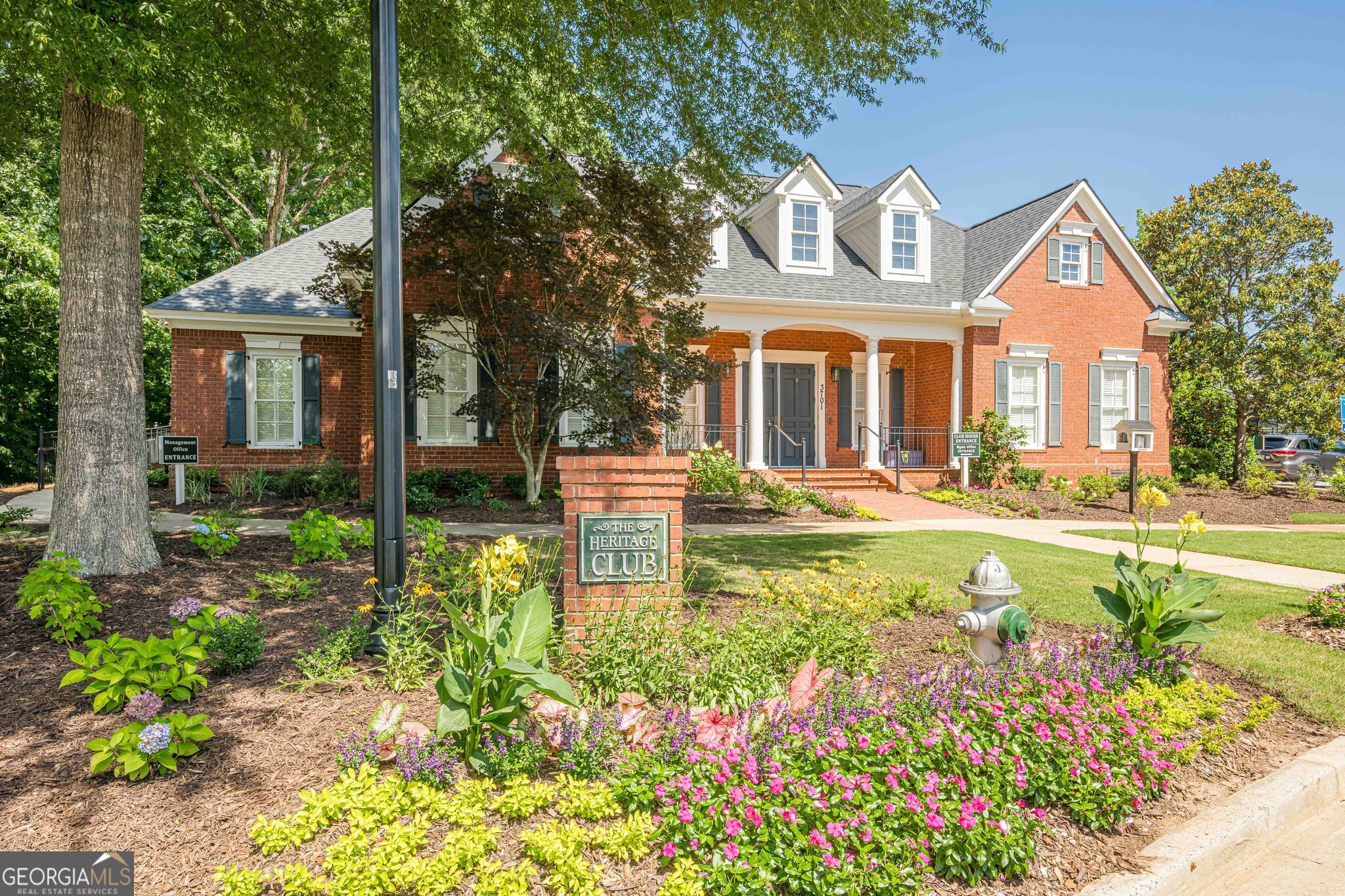 Roswell, Georgia 30075, United States, 4 Bedrooms Bedrooms, ,4 BathroomsBathrooms,Residential,Active,156341