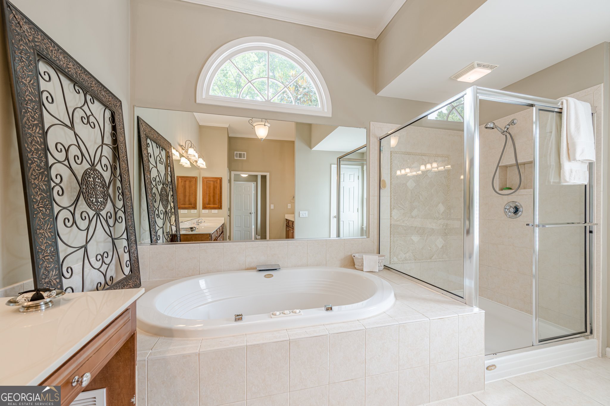 Roswell, Georgia 30075, United States, 4 Bedrooms Bedrooms, ,4 BathroomsBathrooms,Residential,Active,156341