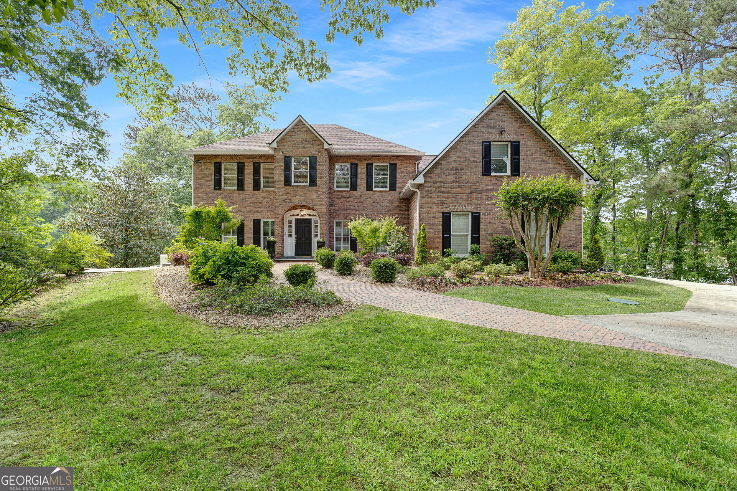 160 Old Mill CT