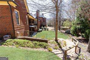Winthrop Park - Residential