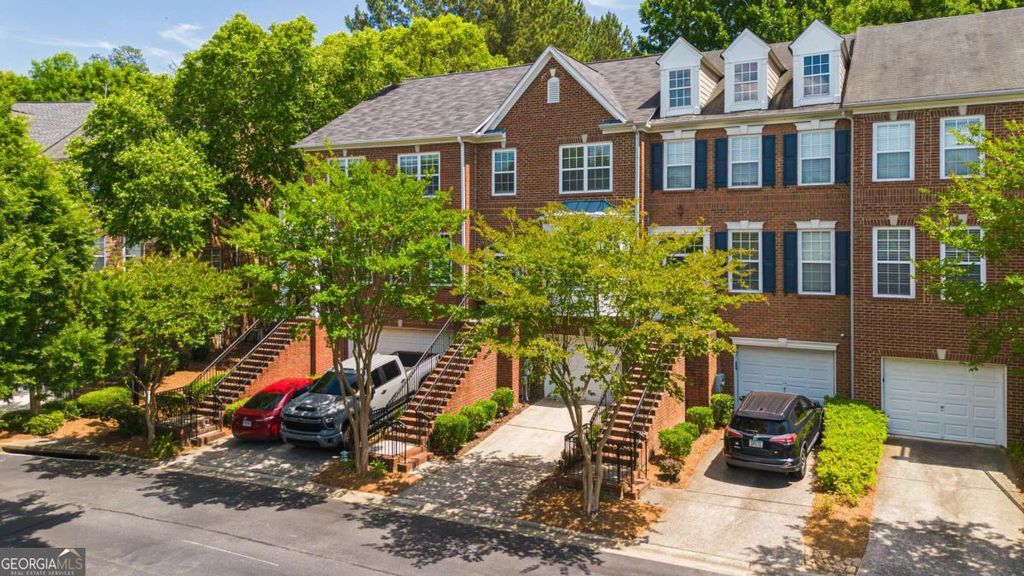 Photo of 1738 Highlands View SE #11, Smyrna, GA 30082 (MLS # 10770376)
