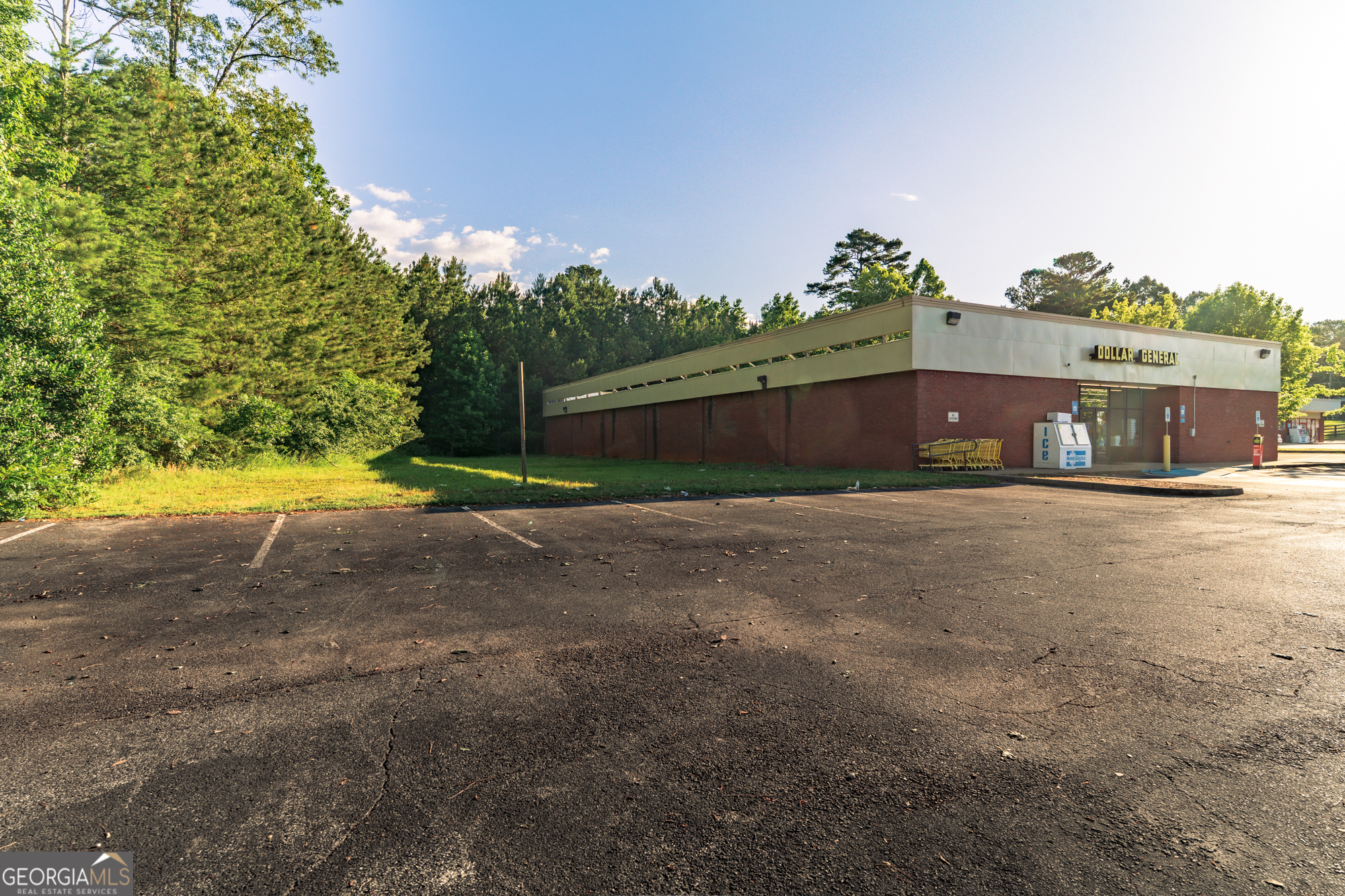 1883 Hickory Flat HWY