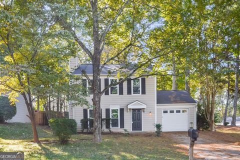 Photo of 4599 Garden Hills Drive, Stone Mountain, GA 30083 (MLS # 10648594)